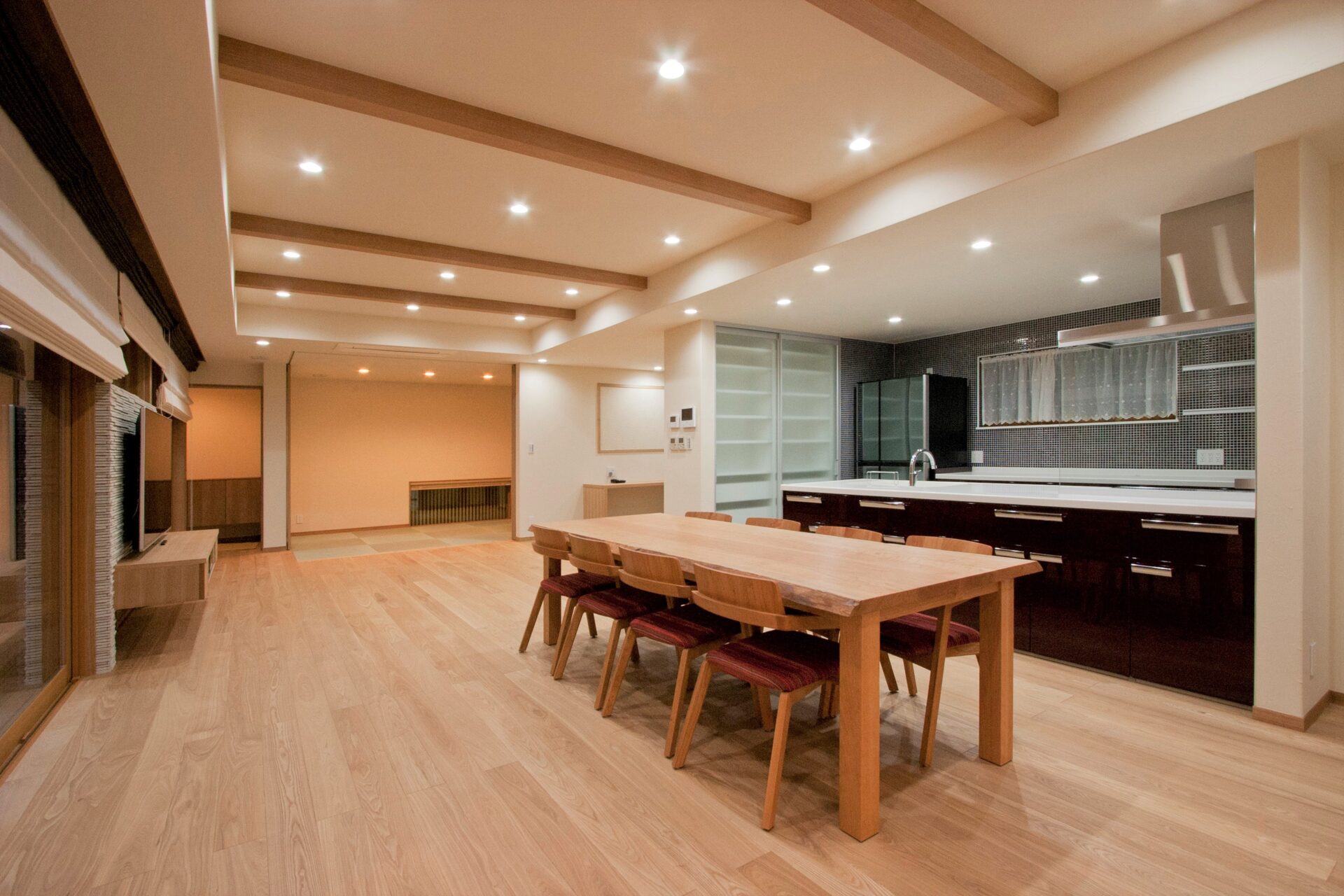 開放感あふれる和モダン住宅